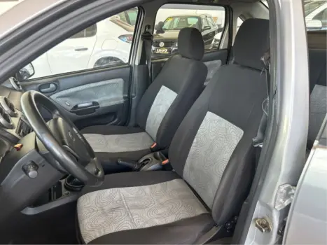 FORD Fiesta Sedan , Foto 8