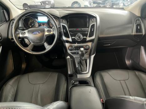 FORD Focus Hatch 2.0 16V 4P TITANIUM PLUS FLEX, Foto 6