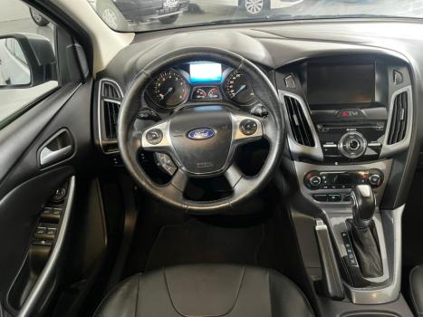 FORD Focus Hatch 2.0 16V 4P TITANIUM PLUS FLEX, Foto 8