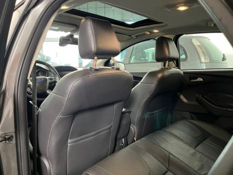 FORD Focus Hatch 2.0 16V 4P TITANIUM PLUS FLEX, Foto 16