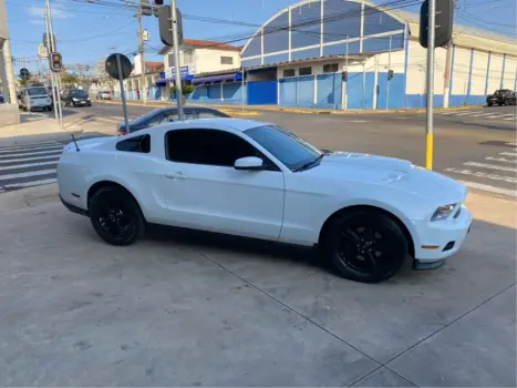 FORD Mustang , Foto 4 FORD Mustang , Foto 4