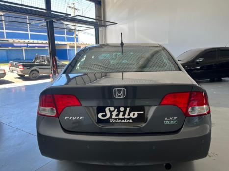 HONDA Civic 1.8 16V 4P LXS AUTOM�TICO, Foto 5
