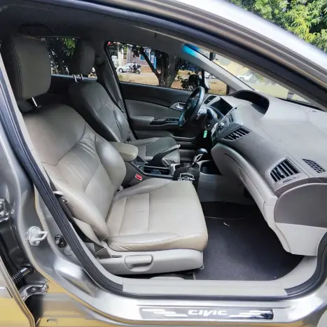 HONDA Civic 1.8 16V 4P FLEX LXL AUTOM�TICO, Foto 10
