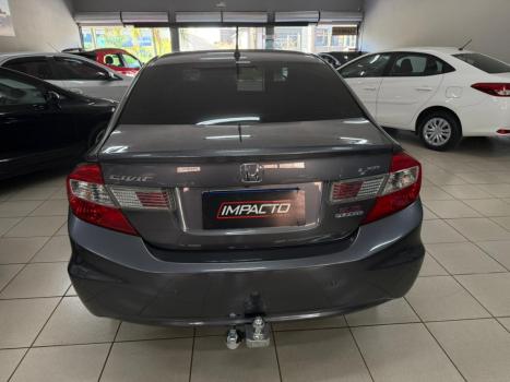 HONDA Civic 1.8 16V 4P FLEX LXS AUTOM�TICO, Foto 4