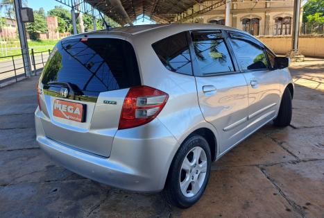 HONDA Fit 1.4 16V 4P LX, Foto 5 HONDA Fit 1.4 16V 4P LX, Foto 5