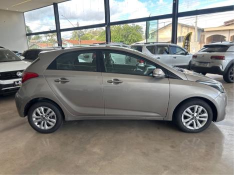 HYUNDAI HB 20 Hatch 1.6 16V 4P FLEX COMFORT PLUS AUTOMTICO, Foto 4