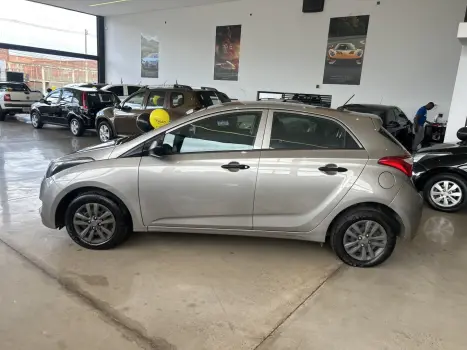 HYUNDAI HB 20 Hatch 1.0 12V 4P FLEX COMFORT, Foto 5