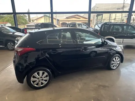 HYUNDAI HB 20 Hatch 1.0 12V 4P FLEX COMFORT PLUS, Foto 4