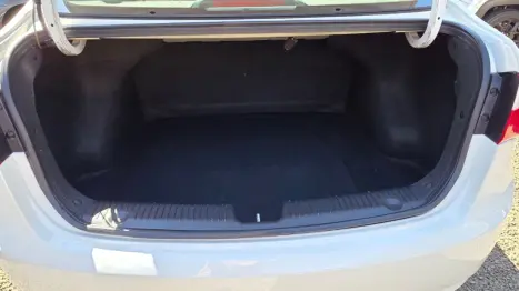 HYUNDAI HB 20 Sedan 1.6 16V 4P FLEX COMFORT PLUS, Foto 6