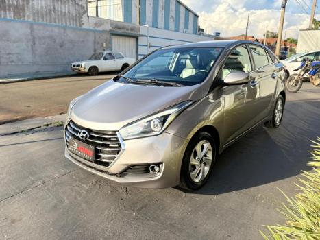 HYUNDAI HB 20 Sedan 1.6 16V 4P FLEX PREMIUM AUTOM�TICO, Foto 3