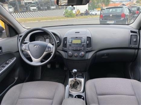 HYUNDAI I30 2.0 16V 4P, Foto 10