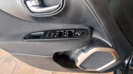 JEEP Renegade 1.8 16V 4P FLEX AUTOMÁTICO, Foto 10 JEEP Renegade 1.8 16V 4P FLEX AUTOMÁTICO, Foto 10