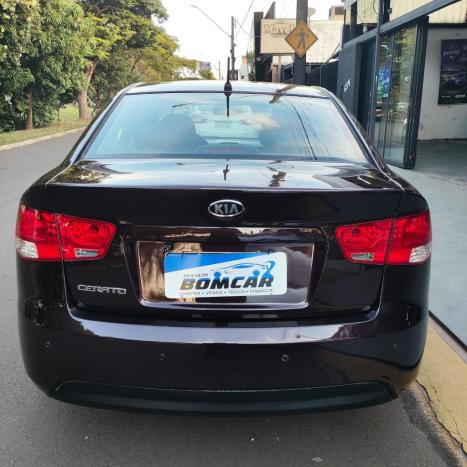 KIA Cerato Sedan 1.6 16V 4P GLS, Foto 7