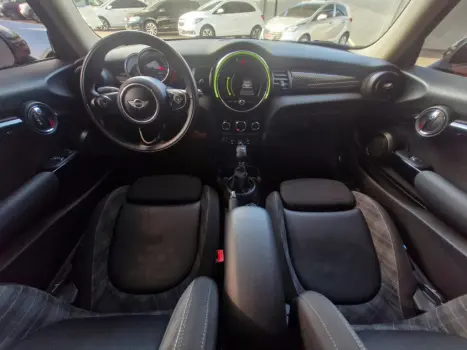 MINI Cooper 2.0 16V 4P CLUBMAN TURBO AUTOMÁTICO, Foto 2