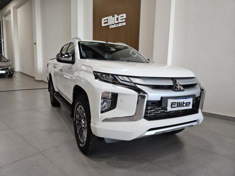 MITSUBISHI L 200 Triton 2.4 16V SPORT HPE-S 4X4 CABINE DUPLA TURBO DIESEL AUTOM�TICO, Foto 1