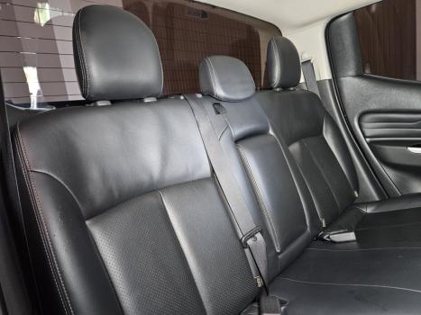 MITSUBISHI L 200 Triton 2.4 16V SPORT HPE-S 4X4 CABINE DUPLA TURBO DIESEL AUTOM�TICO, Foto 5