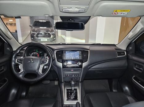 MITSUBISHI L 200 Triton 2.4 16V SPORT HPE-S 4X4 CABINE DUPLA TURBO DIESEL AUTOM�TICO, Foto 7