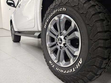 MITSUBISHI L 200 Triton 2.4 16V SPORT HPE-S 4X4 CABINE DUPLA TURBO DIESEL AUTOM�TICO, Foto 16