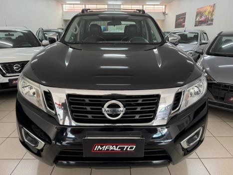 NISSAN Frontier 2.3 16V SE 4X4 CABINE DUPLA BI-TURBO DIESEL AUTOM�TICO, Foto 3