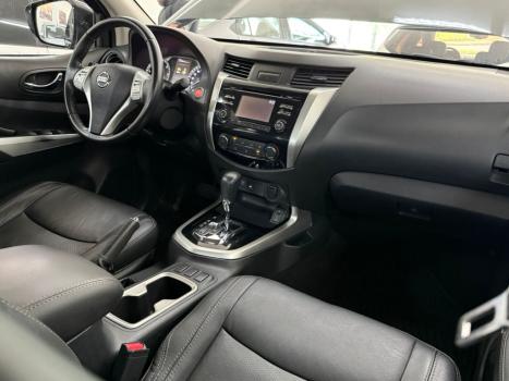 NISSAN Frontier 2.3 16V SE 4X4 CABINE DUPLA BI-TURBO DIESEL AUTOM�TICO, Foto 8