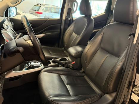 NISSAN Frontier 2.3 16V XE 4X4 CABINE DUPLA BI-TURBO DIESEL AUTOM�TICO, Foto 6