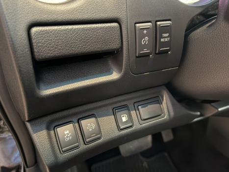 NISSAN Frontier 2.3 16V XE 4X4 CABINE DUPLA BI-TURBO DIESEL AUTOM�TICO, Foto 9
