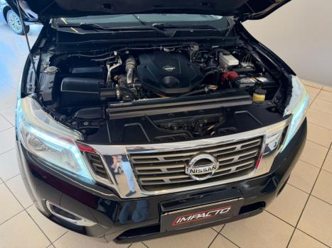 NISSAN Frontier 2.3 16V XE 4X4 CABINE DUPLA BI-TURBO DIESEL AUTOM�TICO, Foto 10