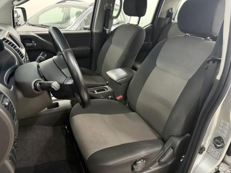 NISSAN Frontier 2.5 16V 4X4 SV ATTACK TURBO DIESEL CABINE DUPLA AUTOM�TICO, Foto 9