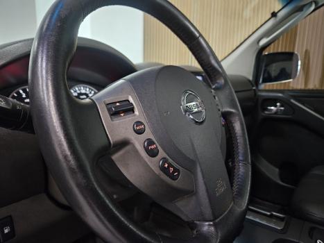 NISSAN Frontier 2.5 SL 4X4 TURBO DIESEL CABINE DUPLA AUTOM�TICO, Foto 8