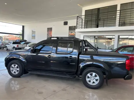 NISSAN Frontier , Foto 4