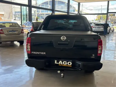 NISSAN Frontier , Foto 6