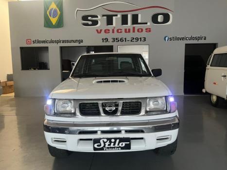 NISSAN Frontier , Foto 2