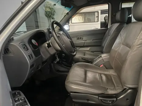 NISSAN Frontier , Foto 10