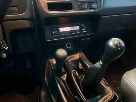 NISSAN Frontier , Foto 14