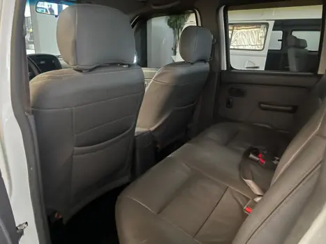 NISSAN Frontier , Foto 17