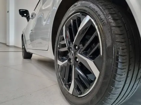 NISSAN Versa Sedan 1.6 16V 4P FLEX EXCLUSIVE XTRONIC AUTOM�TICO CVT, Foto 24