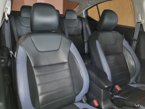 NISSAN Versa Sedan 1.6 16V 4P FLEX EXCLUSIVE XTRONIC AUTOM�TICO CVT, Foto 28