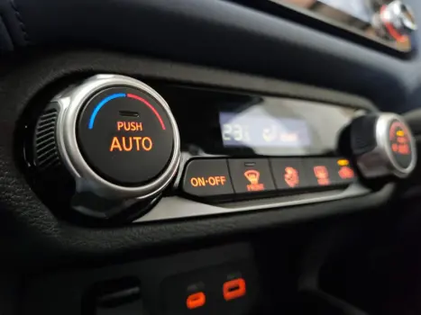 NISSAN Versa Sedan 1.6 16V 4P FLEX EXCLUSIVE XTRONIC AUTOM�TICO CVT, Foto 33