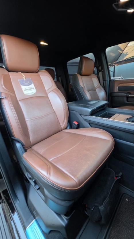 RAM 3500 6.7 I6 LIMITED LONG HORN CABINE DUPLA 4X4 TURBO DIESEL AUTOM�TICO, Foto 8