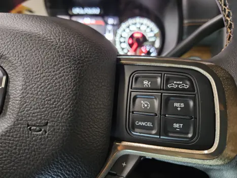 RAM 3500 6.7 I6 LIMITED LONG HORN CABINE DUPLA 4X4 TURBO DIESEL AUTOM�TICO, Foto 12