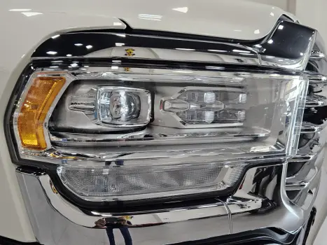 RAM 3500 6.7 I6 LIMITED LONG HORN CABINE DUPLA 4X4 TURBO DIESEL AUTOM�TICO, Foto 15