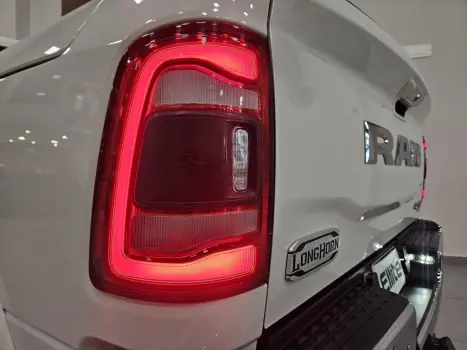 RAM 3500 6.7 I6 LIMITED LONG HORN CABINE DUPLA 4X4 TURBO DIESEL AUTOM�TICO, Foto 16