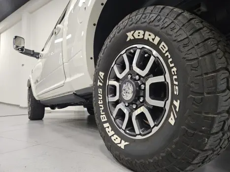 RAM 3500 6.7 I6 LIMITED LONG HORN CABINE DUPLA 4X4 TURBO DIESEL AUTOM�TICO, Foto 20