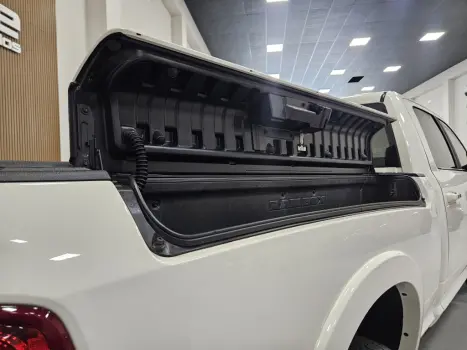 RAM 3500 6.7 I6 LIMITED LONG HORN CABINE DUPLA 4X4 TURBO DIESEL AUTOM�TICO, Foto 21