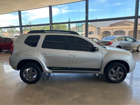 RENAULT Duster 2.0 16V 4P FLEX DYNAMIQUE AUTOM�TICO, Foto 5