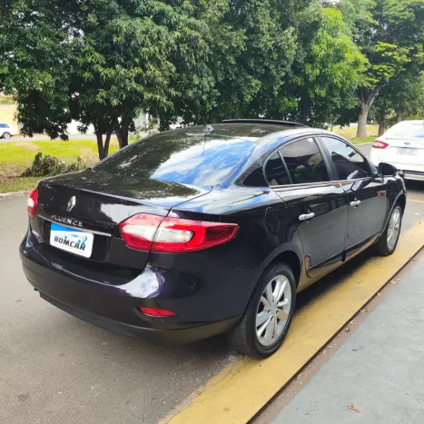 RENAULT Fluence 2.0 16V 4P FLEX PRIVIL�GE AUTOM�TICO, Foto 8