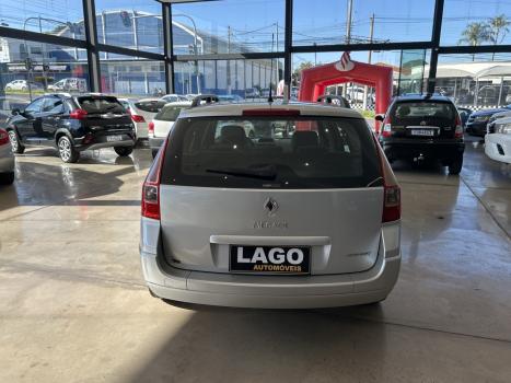 RENAULT Megane Sedan , Foto 6