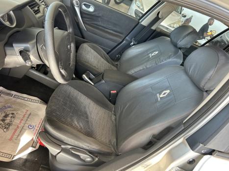 RENAULT Megane Sedan , Foto 8