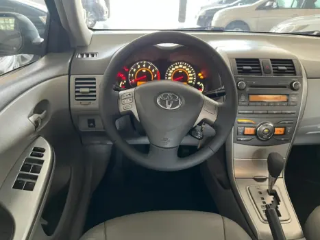 TOYOTA Corolla 1.8 16V 4P XEI FLEX AUTOMÁTICO, Foto 9 TOYOTA Corolla 1.8 16V 4P XEI FLEX AUTOMÁTICO, Foto 9