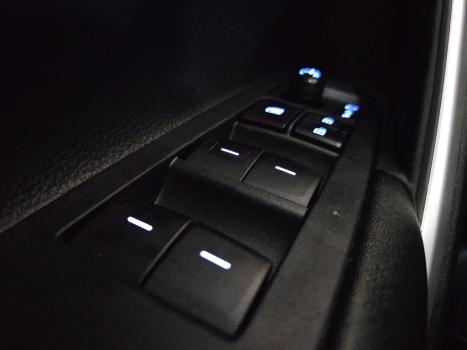 TOYOTA Corolla Cross 2.0 16V 4P FLEX VVT-IE XRE DIRECT SHIFT AUTOM�TICO CVT, Foto 20